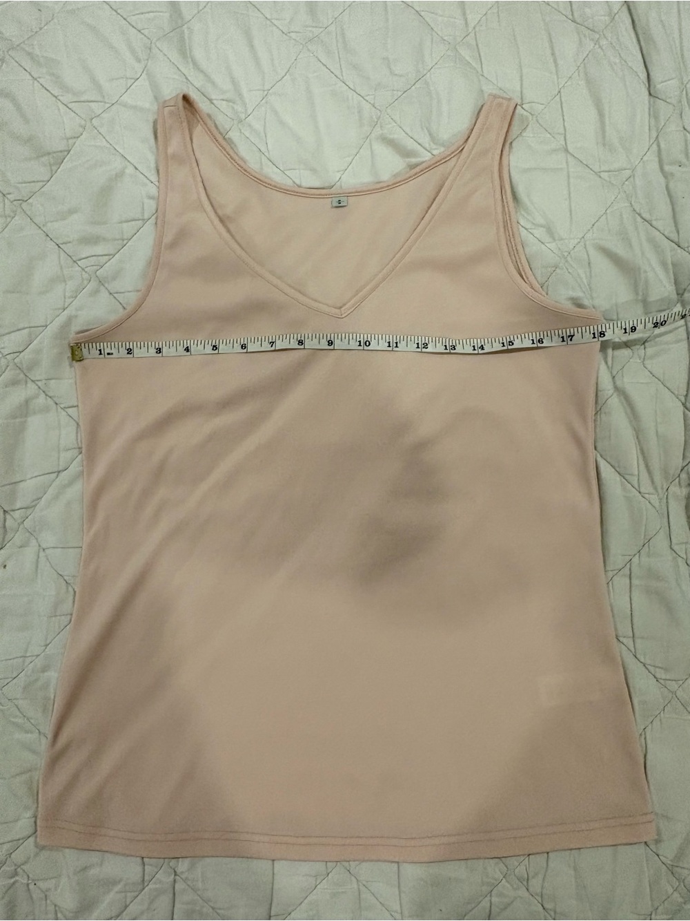 Light Pink V-Neck Tank Top Size M – Soft Summer Basic - Picture 2 of 5